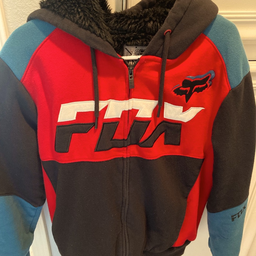 Super comfy Fox zip hoodie!